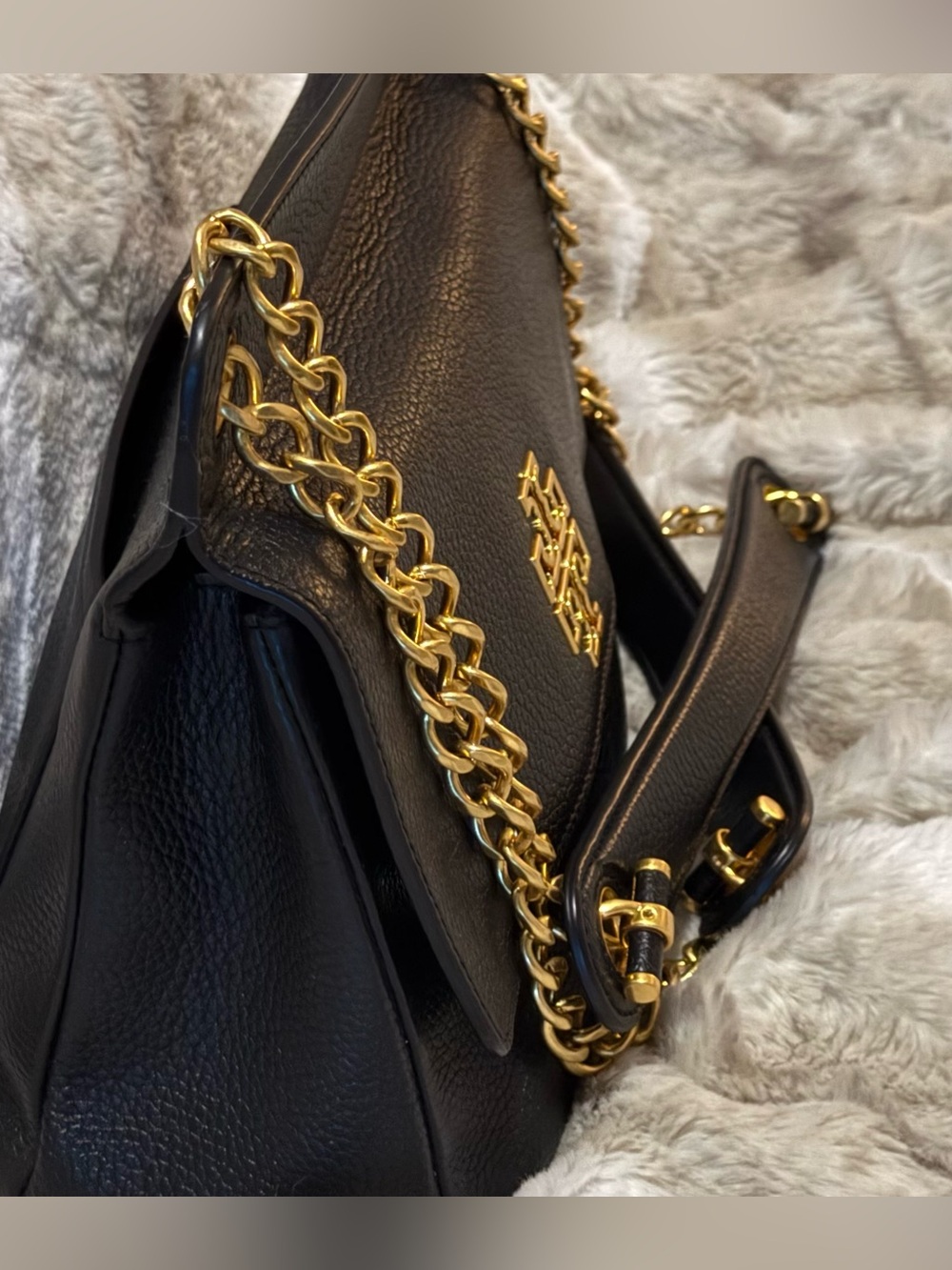 Tory Burch Britten Shoulder Bag ✨ Black Pebbled Leather, Stunning Gold Hardware